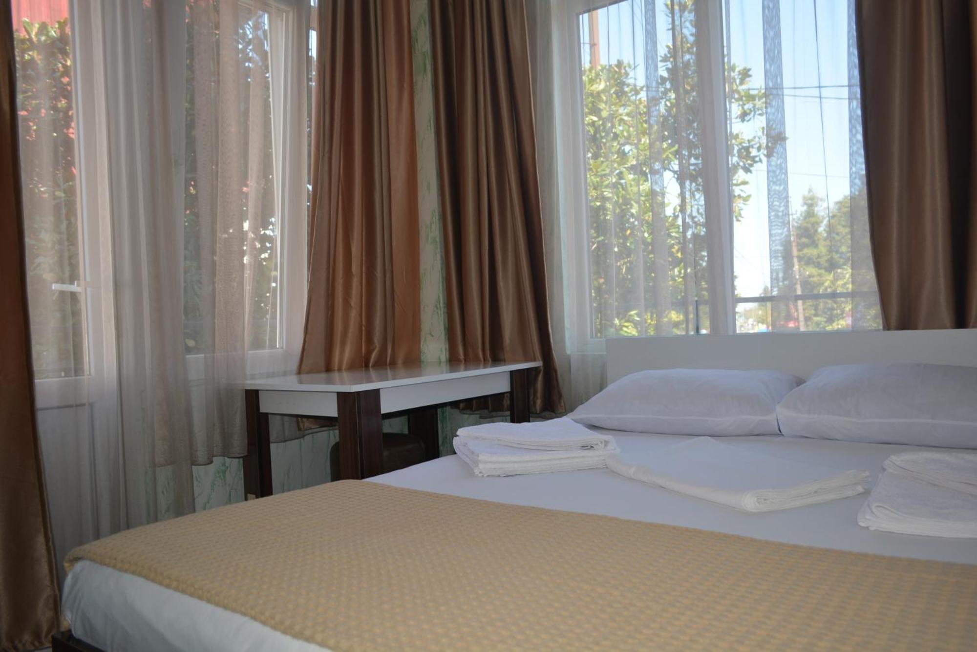 Hotel Niks Makhinjauri Exterior photo